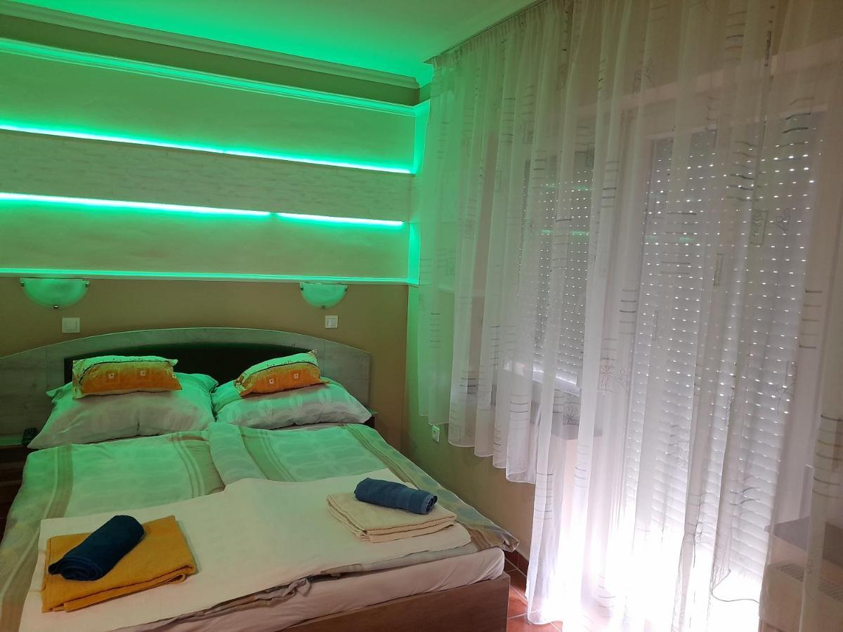 Andrea Apartman Hajduszoboszlo Exterior foto