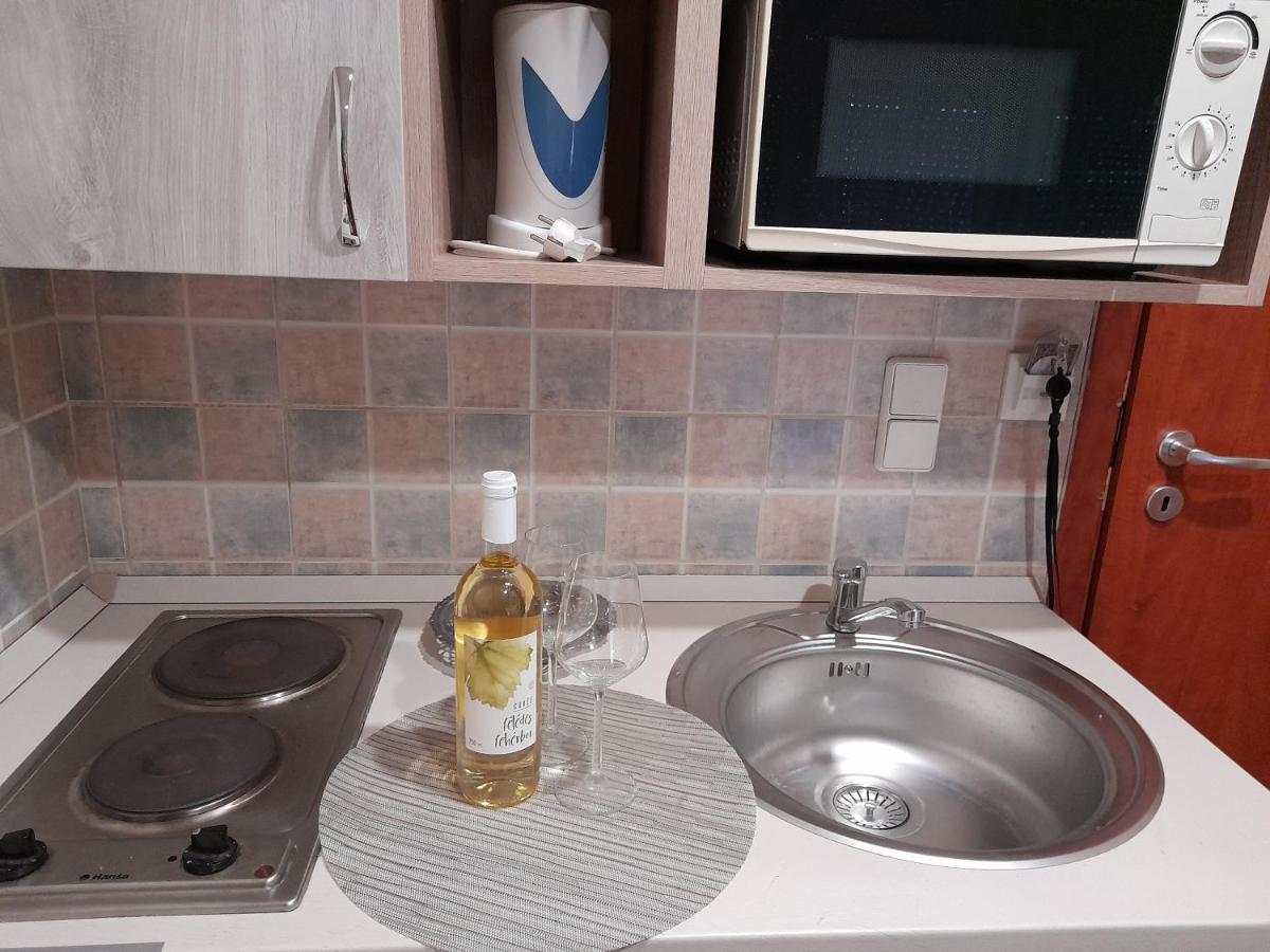 Andrea Apartman Hajduszoboszlo Exterior foto