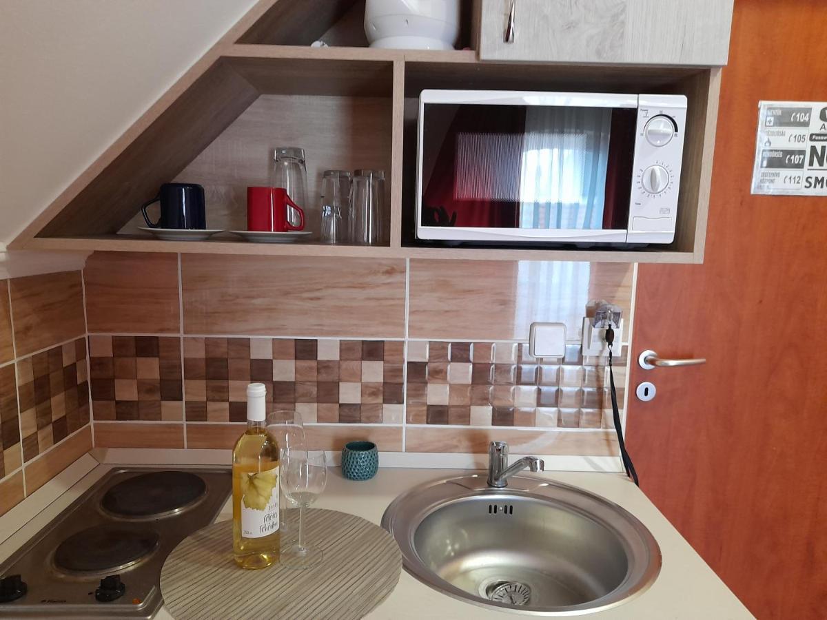 Andrea Apartman Hajduszoboszlo Exterior foto