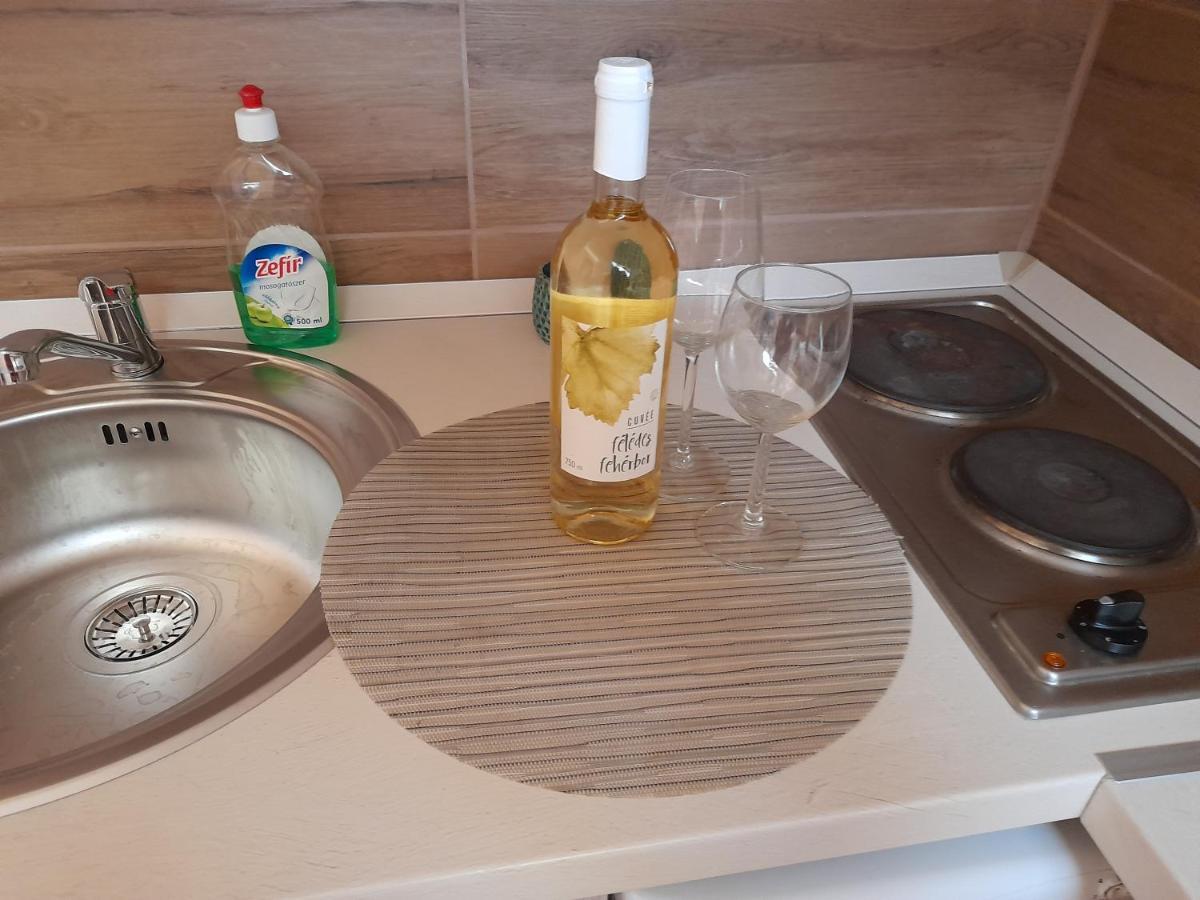 Andrea Apartman Hajduszoboszlo Exterior foto
