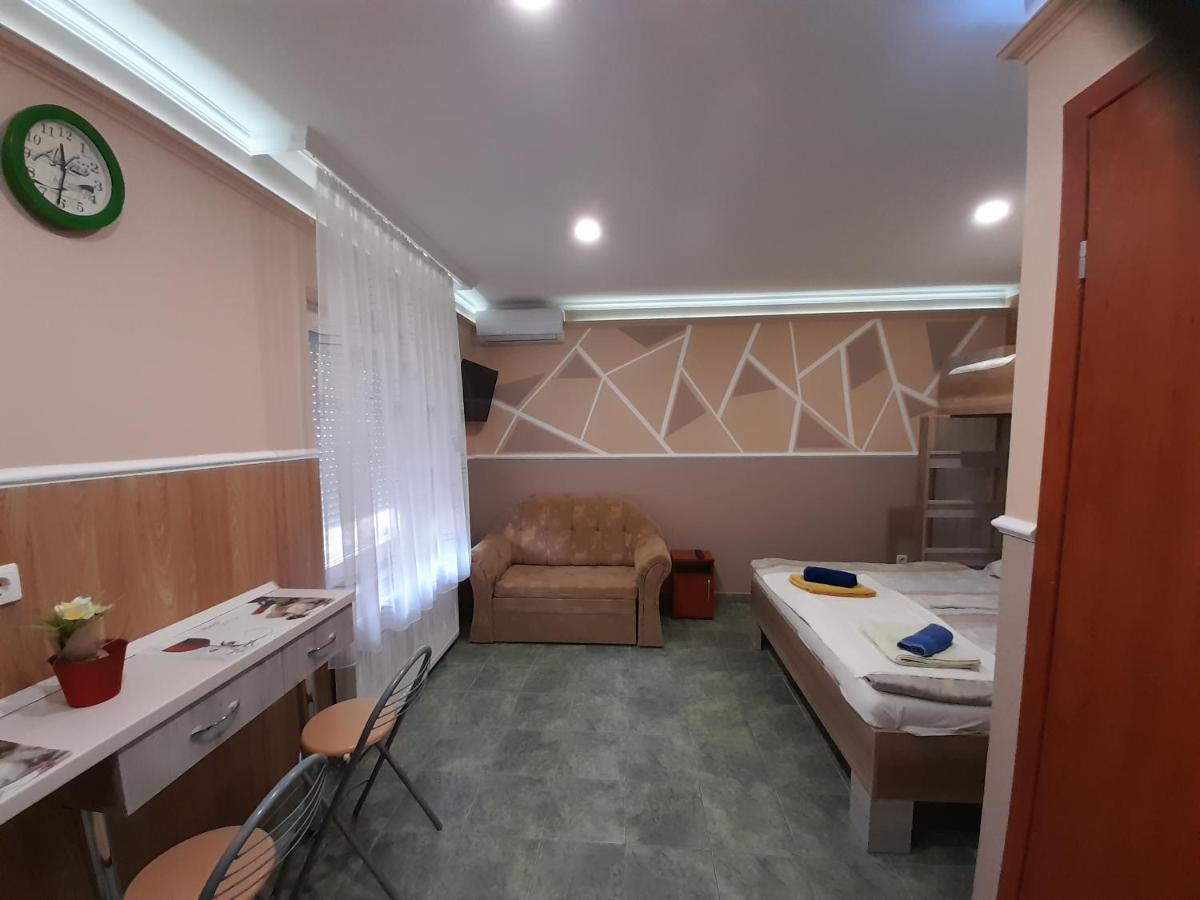 Andrea Apartman Hajduszoboszlo Exterior foto