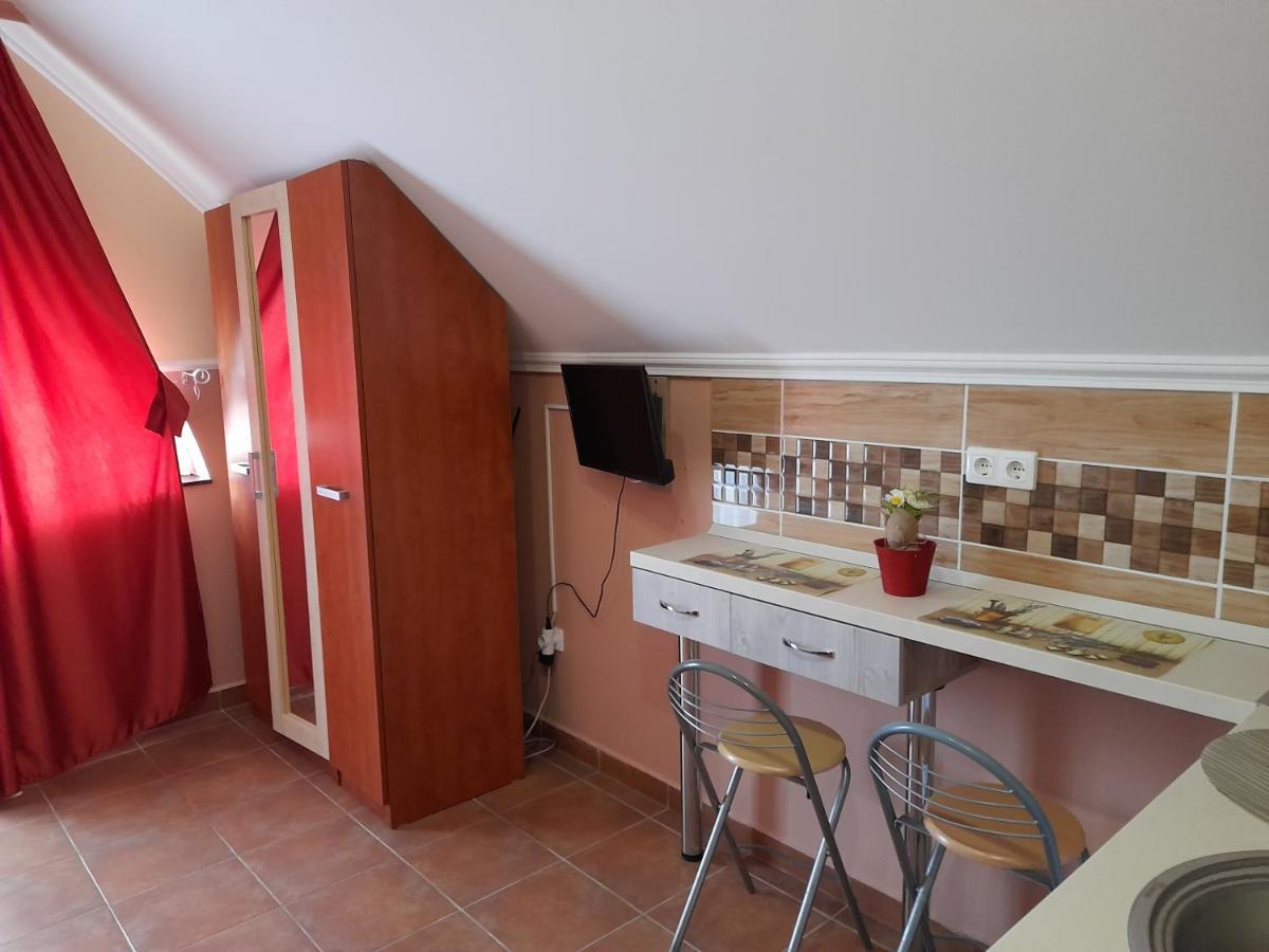 Andrea Apartman Hajduszoboszlo Exterior foto