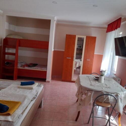 Andrea Apartman Hajduszoboszlo Exterior foto